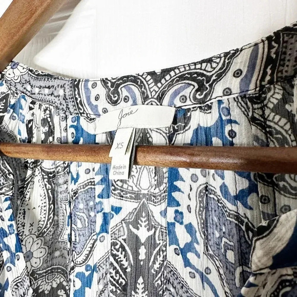 JOIE 100% Silk Gray Blue Paisley Blouse Size XS - Picture 3 of 7